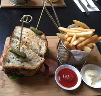 5five Bakehouse Kitchen - Accommodation Search