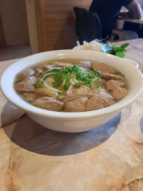 Thien Long Restaurant - Accommodation Search 0