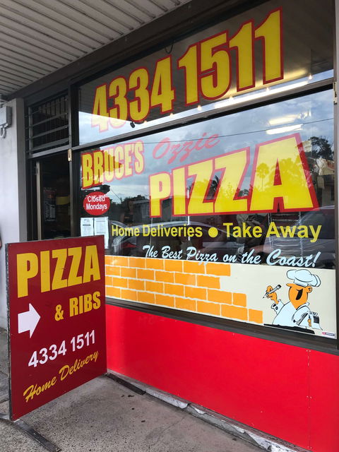 Bruce’s Ozzie Pizza - Accommodation Search 0