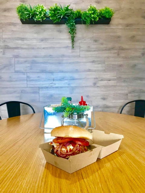 Catch Fish & Burger Bar - Accommodation Search 0