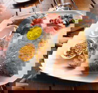Avesta Restaurant - Accommodation Search