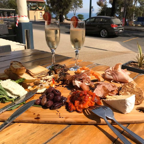 Grand Hotel Portarlington - Accommodation Search 1