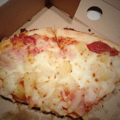 Pizza Capers - Cannon Hill - Accommodation Search 0