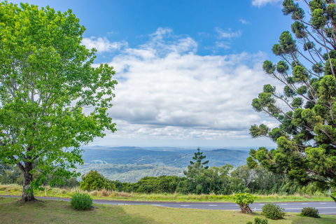 The Glasshouse And Bergin Lounge At Clouds Montville - Accommodation Search 2