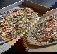 Panic Pizza - Accommodation Search