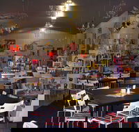 Noelene's Book Cafe - Accommodation Search