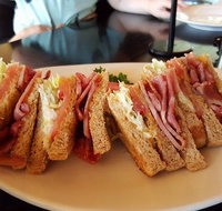 Flame Lounge  Dining - Accommodation Search
