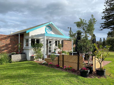 Nelly's At The Pier - Accommodation Search 0