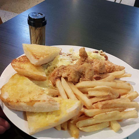 Big Charcoal Chicken - Accommodation Search 0