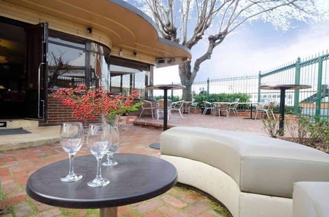 Cafe Moby - Accommodation Search 0