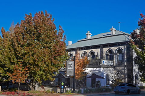 The Crafers Hotel - Accommodation Search 0