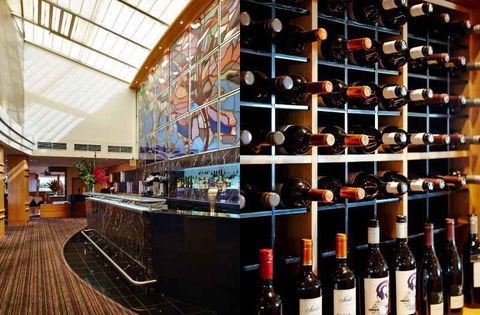 Blues Bar - North Sydney Harbour View Hotel - Accommodation Search 0