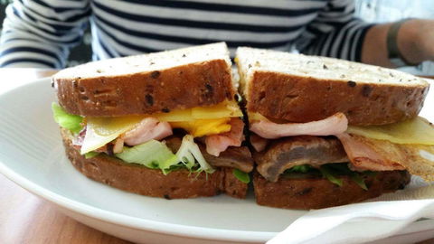 Cafe Twist - Accommodation Search 0