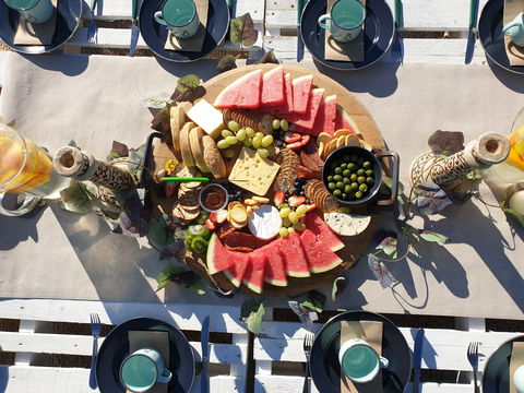 Southbound Escapes Pop Up Picnic - Accommodation Search 1