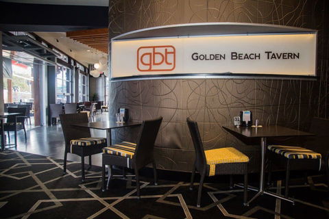 Golden Beach Tavern - Accommodation Search 0