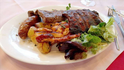 Rosewood Cottage Steakhouse - Accommodation Search 0