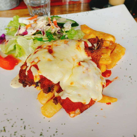 Boots Bar And Restaurant - Accommodation Search 0