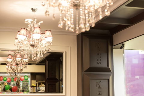 Selene's Chocolate Bar - Box Hill - Accommodation Search 0