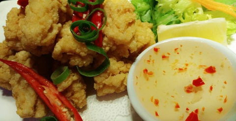 Two Seats Thai - Accommodation Search 0