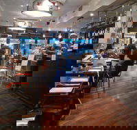 Racetrack Cafe - Accommodation Search