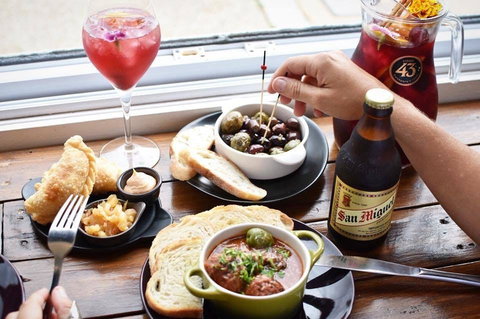 San Sebastian - Accommodation Search 0