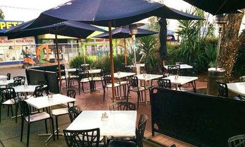 Montania Cafe Bar Restaurant - Accommodation Search 7