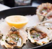 Dom's Bistro - Accommodation Search