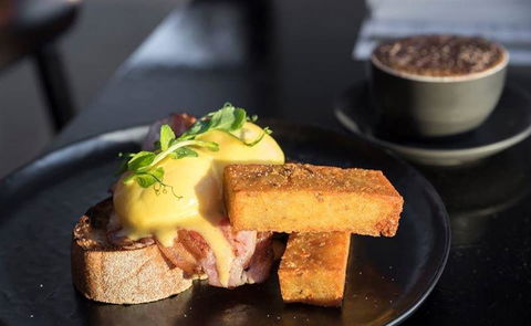 Dom's Bistro - Accommodation Search 6