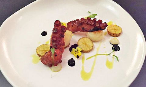 Dom's Bistro - Accommodation Search 8