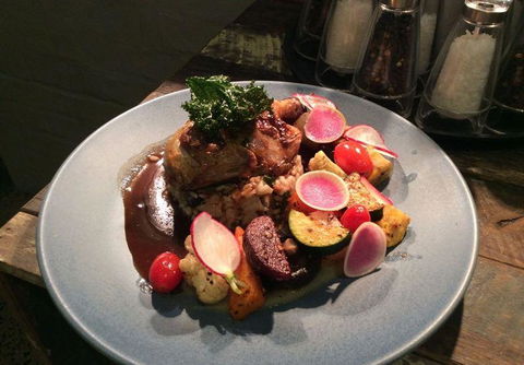 Vines Restaurant At Hollydene Estate - Accommodation Search 10