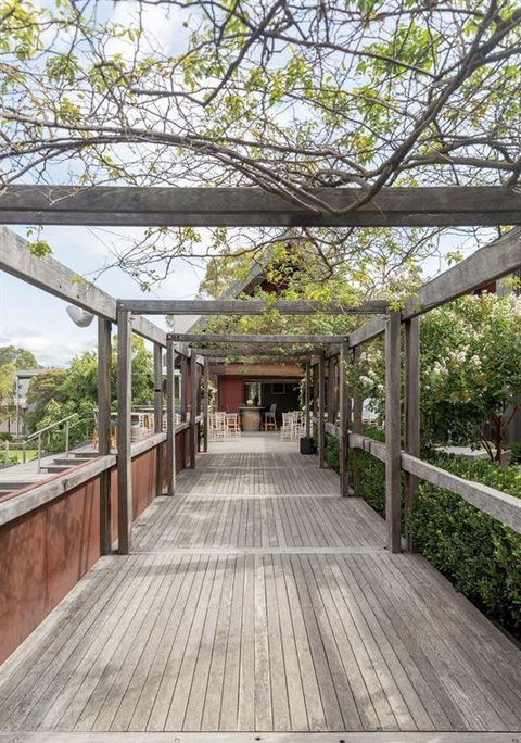Vines Restaurant At Hollydene Estate - Accommodation Search 12