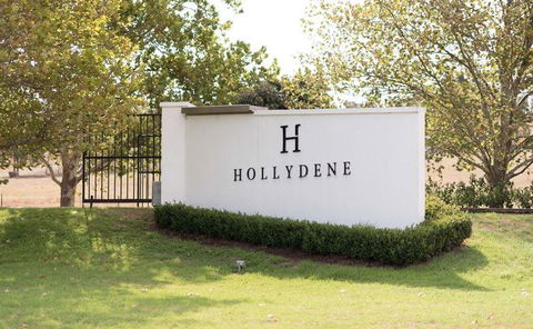 Vines Restaurant At Hollydene Estate - Accommodation Search 6