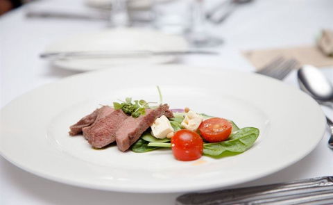 Busbys Restaurant & Bar - Accommodation Search 19
