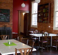 The Apple Tree Cafe - Accommodation Search