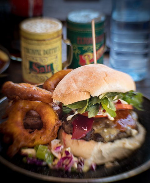 Edison’s Burger Bar - Accommodation Search 6