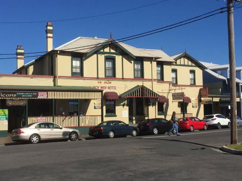 The Old Pub–Woy Woy Hotel - Accommodation Search 5