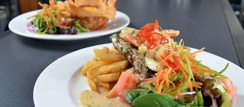 The Woombye Pub - Accommodation Search 0