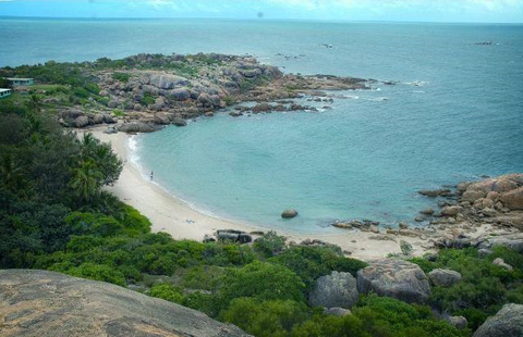 Meraki Whitsundays - Accommodation Search 0