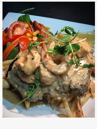 Tattersalls Hotel - Accommodation Search 0