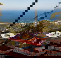 Tumbling Waters Retreat  Restaurant - Accommodation Search