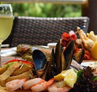 Cedar Creek Estate Vineyard  Winery Restaurant - Accommodation Search
