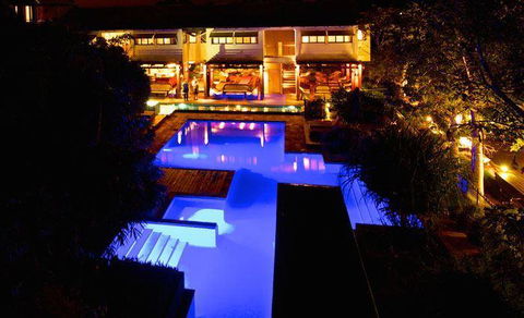 The Deck Poolside Bar & Restaurant - Accommodation Search 8