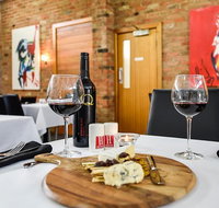 Highlander Restaurant - Accommodation Search