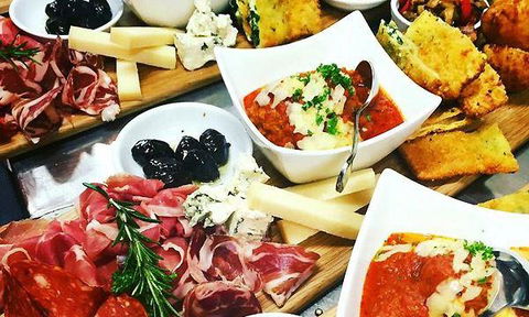 La Cucina Italian Eatery - Accommodation Search 5