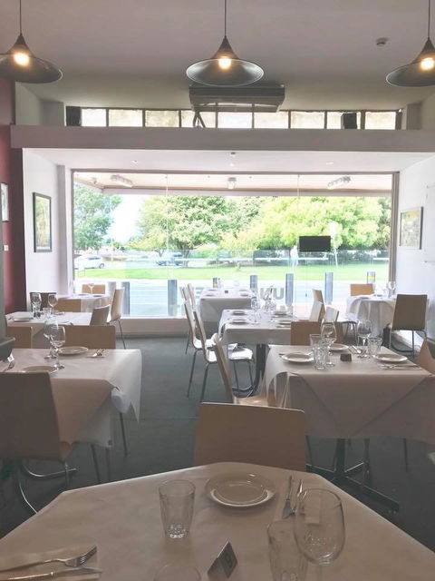 SKs Indian Restaurant - Accommodation Search 12