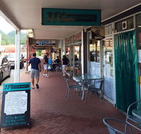 J J's Coffee Lounge - Accommodation Search