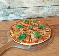Eat House - Accommodation Search