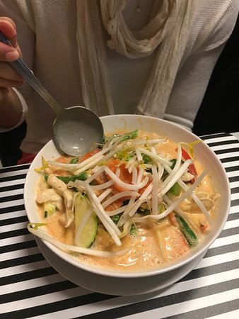 Pacific Pines Tuk Tuk Thai Bistro - Accommodation Search 0
