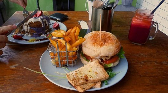 Burleigh Town QLD Accommodation Search
