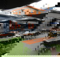 Commercial Hotel - Accommodation Search
